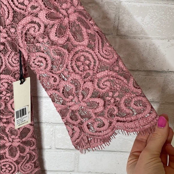 NWT BB Dakota Lace Cherlin Lace Top - Picture 7 of 15